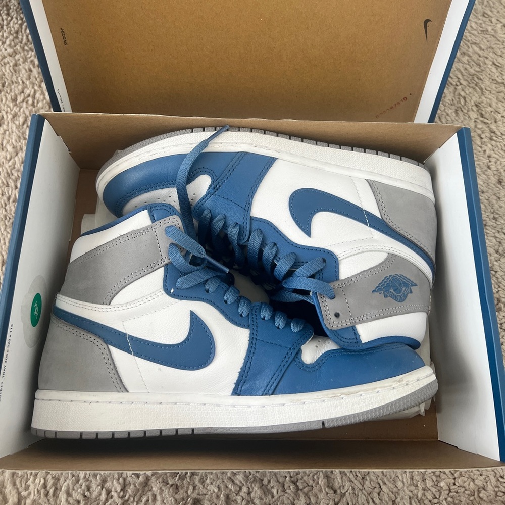 Air Jordan 1 Retro High OG 'True Blue
